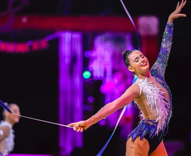 La gimnasta de nuestra federación Inés Bergua ha sido seleccionada para representar a España en el Campeonato de Europa de Gimnasia Rítmica, que se celebrará del 4 al 8 de junio en Tallin, Estonia. 
Además, la juez Teresa Muñoz, también de nuestra Federación, ha sido designada para puntuar en esta prestigiosa competición.

Estaremos siguiendo la competición con emoción y les deseamos a ambas todo el éxito del mundo. ¡A por todas!

@inesbergua @munozsanchezt @rfegimnasia 

#GR #somosfag